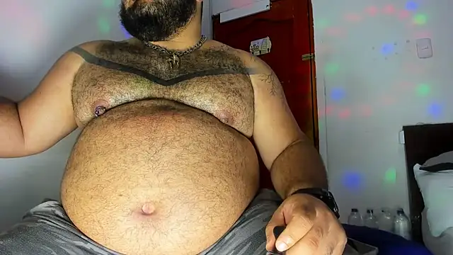 Latino bigcock online show from March 19, 2026, 4:23 am