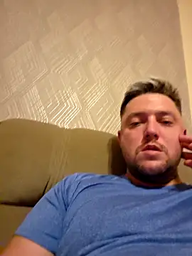 Snapshot of frank08011 chatting on March 21, 2026, 11:19 pm frank08011 online show from March 21, 2026, 11:19 pm