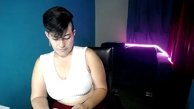 Snapshot of Sunny_rayz_ chatting on June 26, 2026, 10:32 am Sunny rayz online show from June 26, 2026, 10:32 am