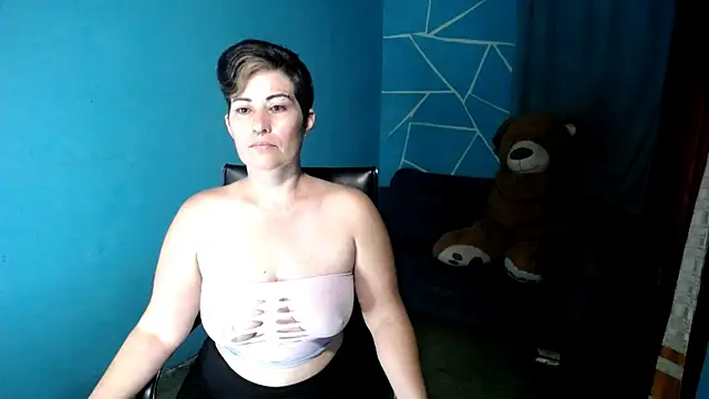 Snapshot of Sunny_rayz_ chatting on July 31, 2026, 10:14 am Sunny rayz online show from July 31, 2026, 10:14 am