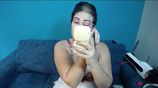 Snapshot of Sunny_rayz_ chatting on February 7, 2026, 12:46 pm Sunny rayz online show from February 7, 2026, 12:46 pm