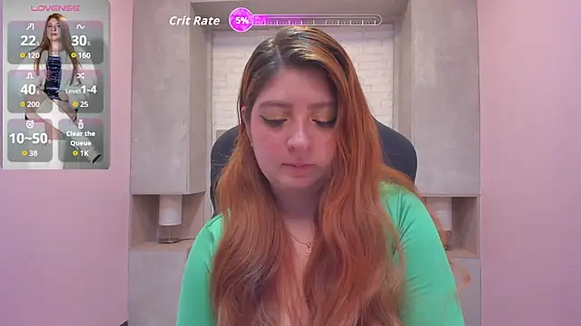 Snapshot of tinaclark_ chatting on July 18, 2026, 5:43 pm tinaclark online show from July 18, 2026, 5:43 pm