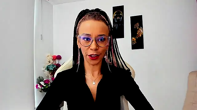 ScarlettMalbec online show from March 12, 2025, 8:31 pm