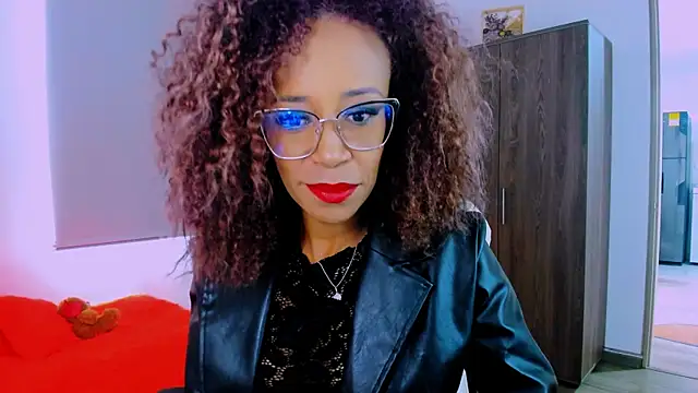 ScarlettMalbec online show from June 6, 2026, 8:25 pm