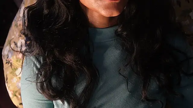 Snapshot of -AyeshaSinghania- chatting on February 12, 2026, 5:40 am -AyeshaSinghania- online show from February 12, 2026, 5:40 am