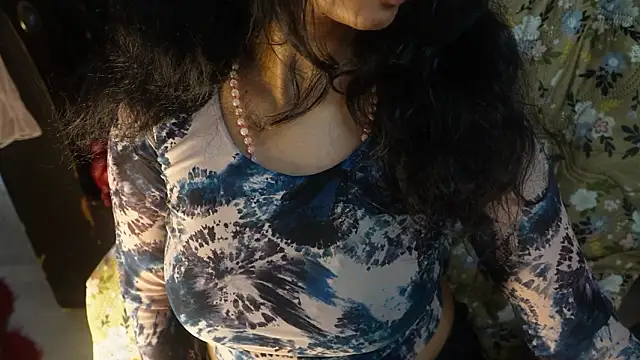 Snapshot of -AyeshaSinghania- chatting on February 19, 2026, 10:01 am -AyeshaSinghania- online show from February 19, 2026, 10:01 am