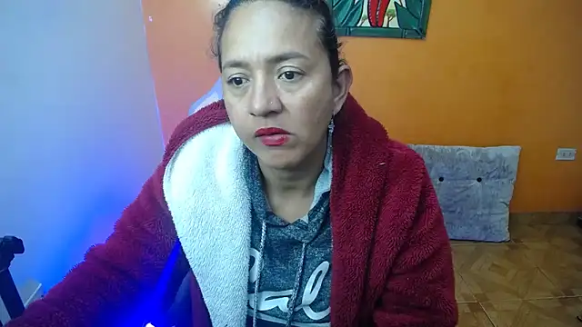 Snapshot of daleska_ayala_1 chatting on February 9, 2025, 3:32 am daleska ayala 1 online show from February 9, 2025, 3:32 am