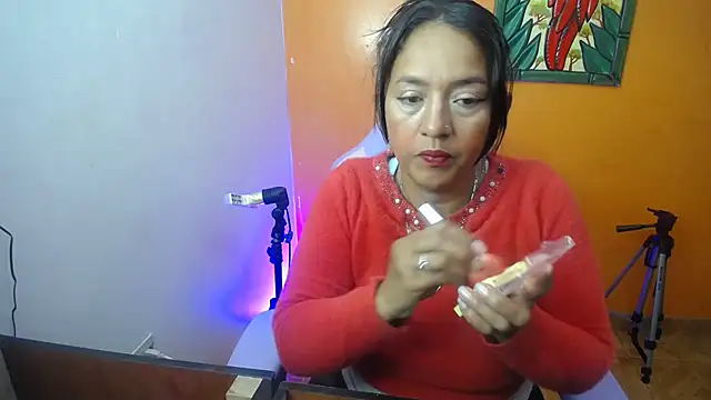 Snapshot of daleska_ayala_1 chatting on February 11, 2025, 6:55 pm daleska ayala 1 online show from February 11, 2025, 6:55 pm