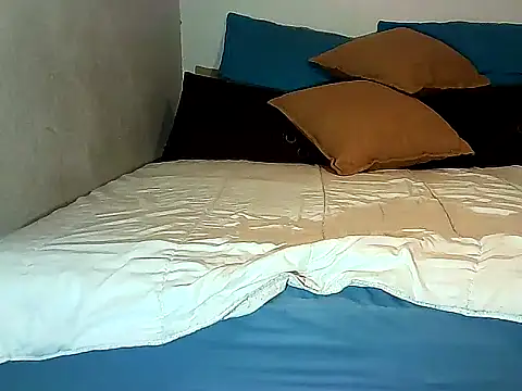 Snapshot of Yardie_bone chatting on February 8, 2025, 4:46 pm Yardie bone online show from February 8, 2025, 4:46 pm