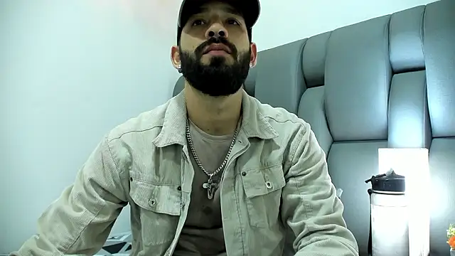 Thiagogomez online show from March 7, 2026, 7:19 pm