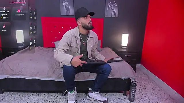 Snapshot of Thiagogomez chatting on January 9, 2026, 12:45 pm Thiagogomez online show from January 9, 2026, 12:45 pm