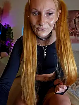 LessiaMia online show from April 14, 2026, 12:10 pm