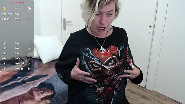 cumfun online show from November 10, 2025, 10:26 pm