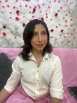 Snapshot of SkarletJhonson_ chatting on January 15, 2026, 5:00 am SkarletJhonson online show from January 15, 2026, 5:00 am