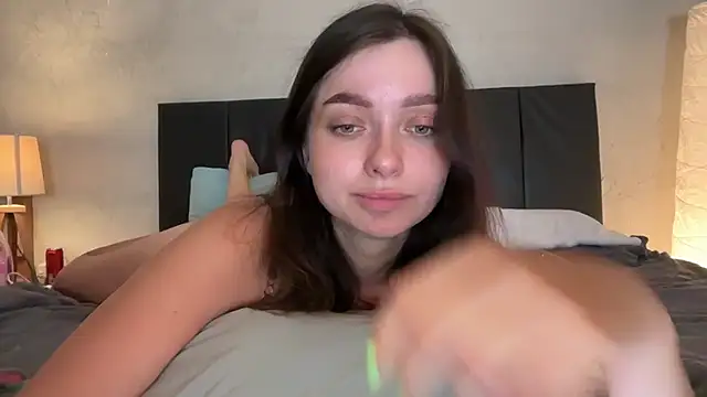 Snapshot of _liatris_ chatting on March 17, 2025, 4:22 pm liatris online show from March 17, 2025, 4:22 pm