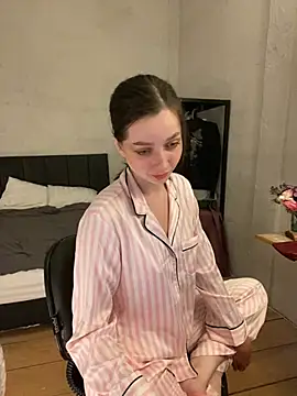 Snapshot of _liatris_ chatting on March 12, 2025, 11:43 am liatris online show from March 12, 2025, 11:43 am