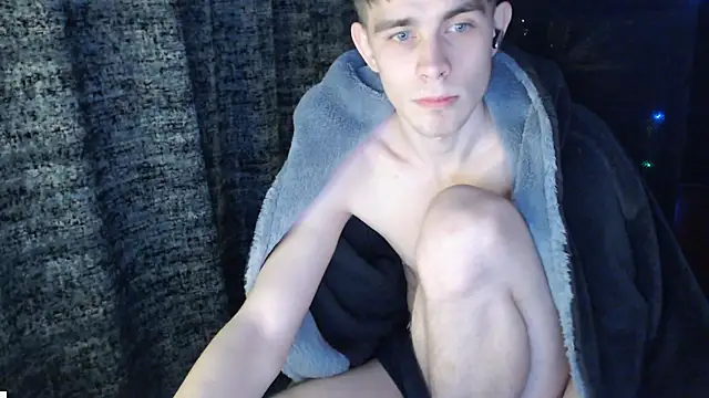 Student Oliver online show from January 15, 2026, 7:39 pm