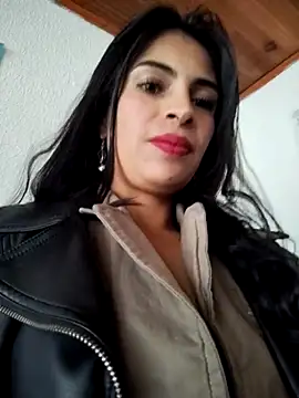 Astrid-- online show from June 17, 2026, 3:11 pm