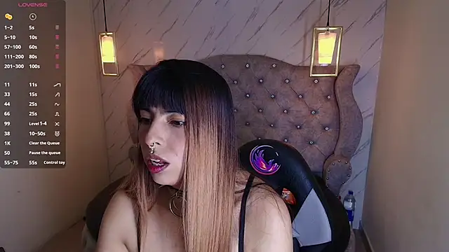 Alice Laurentt online show from December 18, 2025, 2:38 am