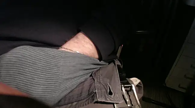 bloowman online show from February 10, 2025, 1:24 am