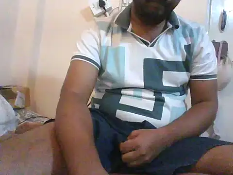 Snapshot of Nunnu_0 chatting on October 31, 2025, 3:47 am Nunnu 0 online show from October 31, 2025, 3:47 am