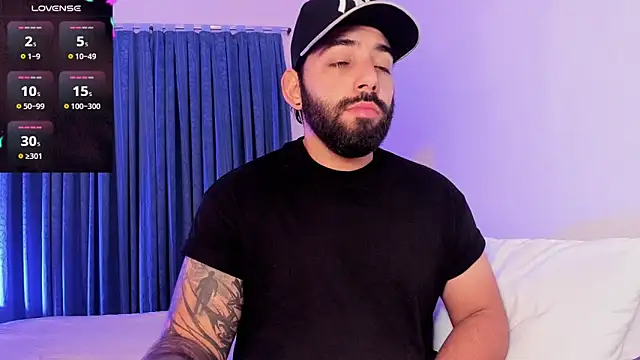 leo thewolf  online show from November 12, 2025, 9:07 pm