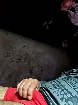 Rayito6969xh online show from October 8, 2025, 4:08 pm