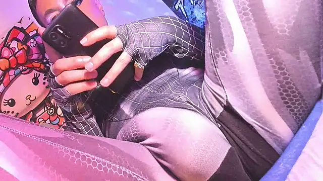 BABY-puppy18XX online show from October 22, 2025, 9:35 pm