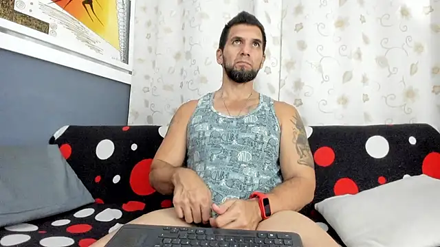 JULESLAKES online show from November 5, 2025, 1:31 am