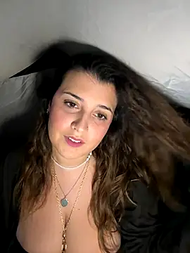 Novababy18 online show from October 19, 2025, 10:12 pm