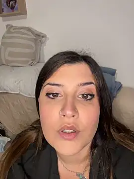 Novababy18 online show from April 13, 2026, 9:41 pm