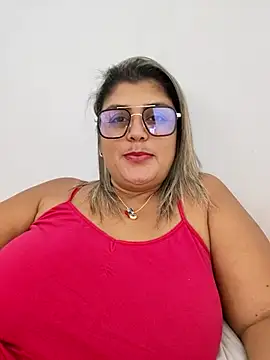 AlyDenalioficial online show from April 7, 2026, 3:14 pm