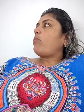 AlyDenalioficial online show from February 4, 2026, 3:51 pm