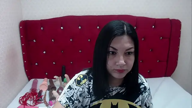 AdaFawxx online show from September 19, 2025, 3:54 am