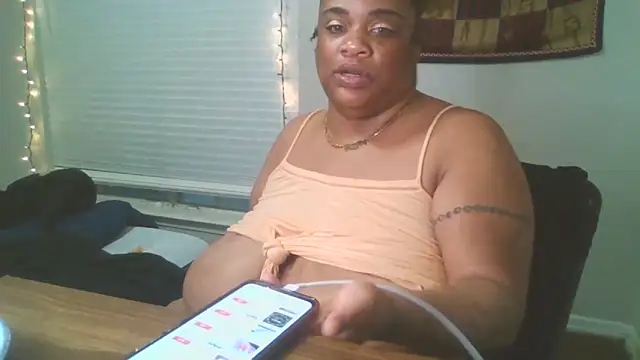 NaughtyHottieBBW online show from May 15, 2026, 11:25 pm