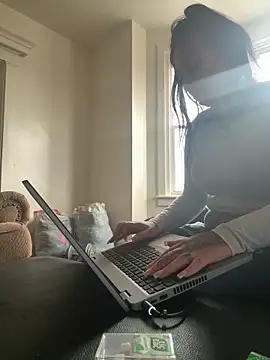 Chloexx69 online show from November 21, 2025, 2:27 pm