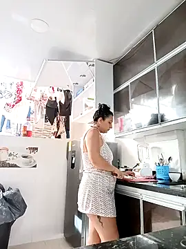 my-kitty online show from October 31, 2025, 7:54 pm