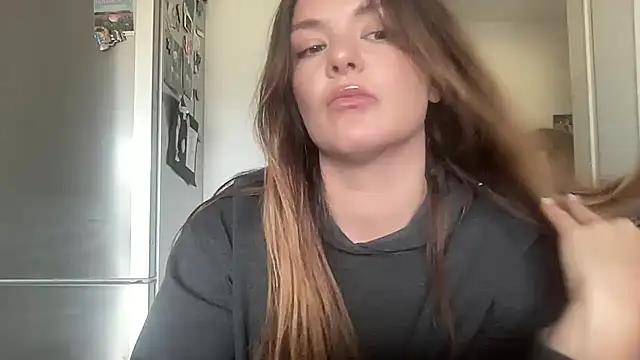 Snapshot of missykat chatting on June 2, 2026, 12:27 pm missykat online show from June 2, 2026, 12:27 pm