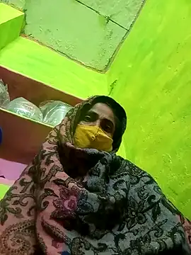 Snapshot of Sanju_Bhabhi chatting on January 1, 2025, 12:00 am Sanju Bhabhi online show from January 1, 2025, 12:00 am