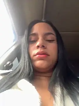 pamela anderson  online show from December 27, 2024, 6:10 pm