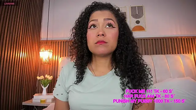 Ashleyy23x online show from June 19, 2026, 7:20 pm
