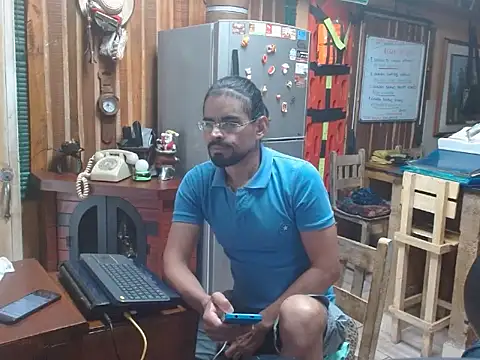 Dr Pocholate84 online show from October 8, 2025, 4:40 pm