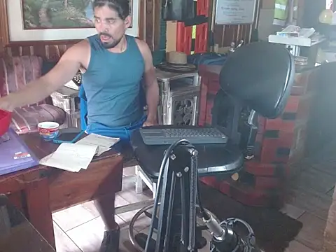 Dr Pocholate84 online show from March 17, 2026, 8:23 pm