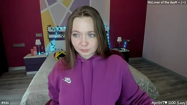 LizaGost online show from April 18, 2026, 11:45 am