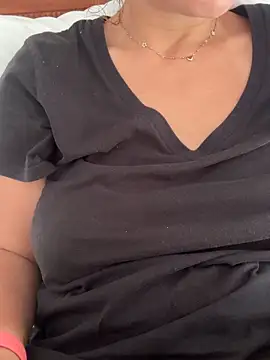 BabyNila online show from June 23, 2026, 2:53 am