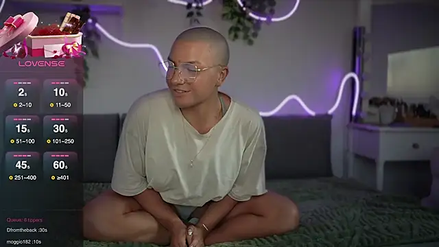 PaulinaSchubert1 online show from January 20, 2025, 3:28 pm