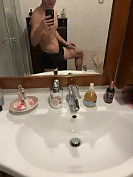 giovanni5281 online show from March 9, 2026, 6:11 pm