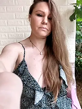 SexyMichellexo online show from May 11, 2026, 6:37 am