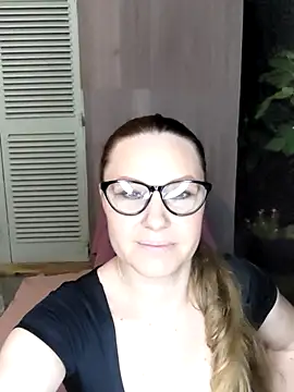 SexyMichellexo online show from July 27, 2026, 9:55 pm