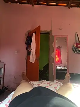 Snapshot of Duduhott chatting on January 30, 2025, 11:11 am Duduhott online show from January 30, 2025, 11:11 am